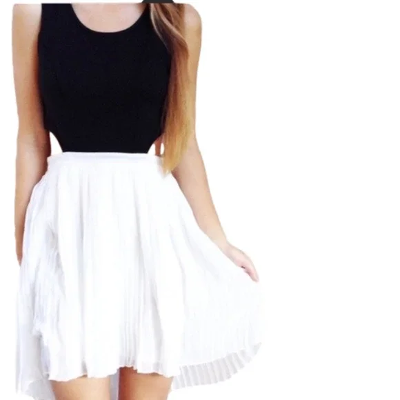 Jack By BB Dakota Black and White Evening Cocktail Cut Out Dress NWOT - Picture 5 of 10